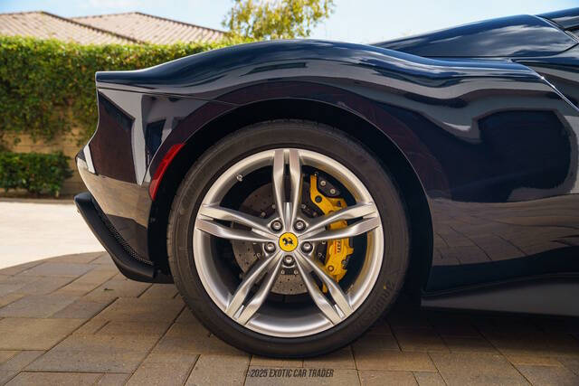 2025 Ferrari 296 GTS