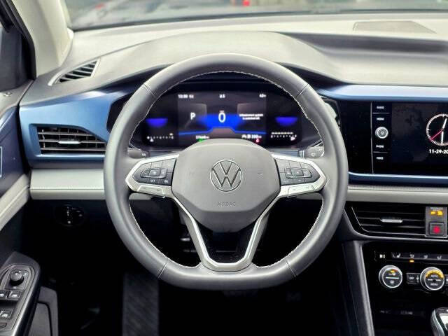 2024 Volkswagen Taos SE 4Motion
