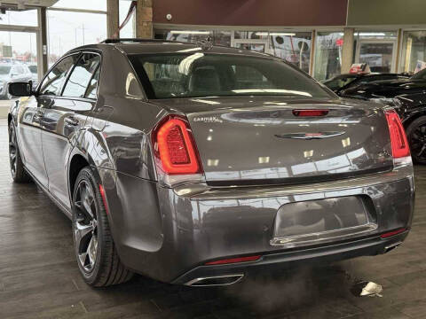 2022 Chrysler 300 S V6