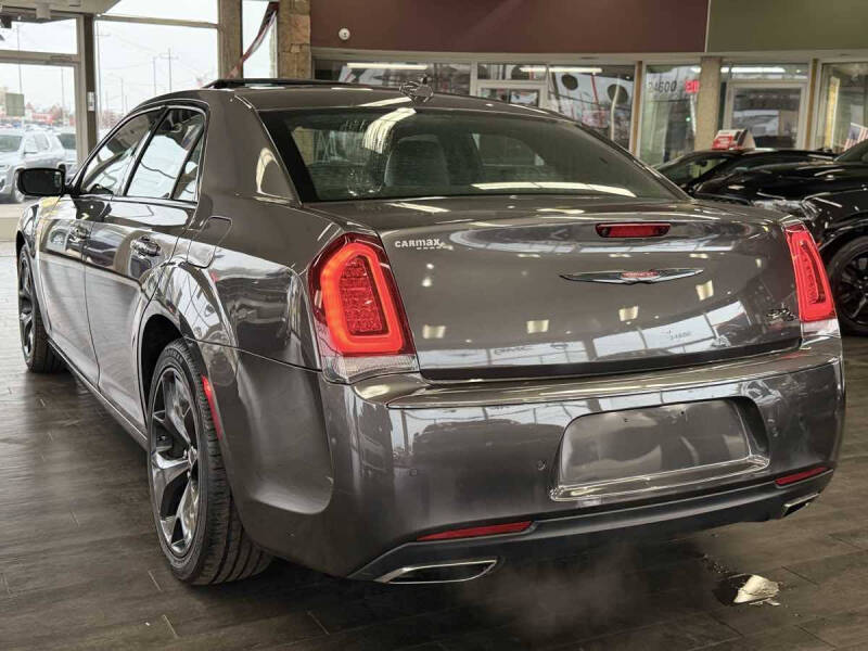 2022 Chrysler 300 S V6