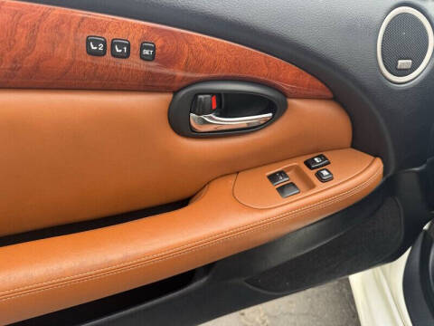 2004 Lexus SC 430