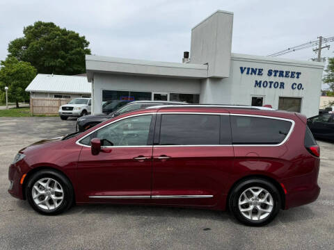 2018 Chrysler Pacifica Touring L Plus