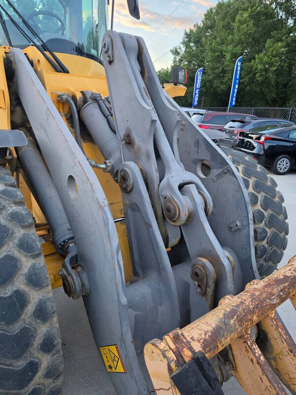 2009 Volvo L90F
