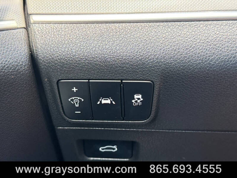2023 Kia K5
