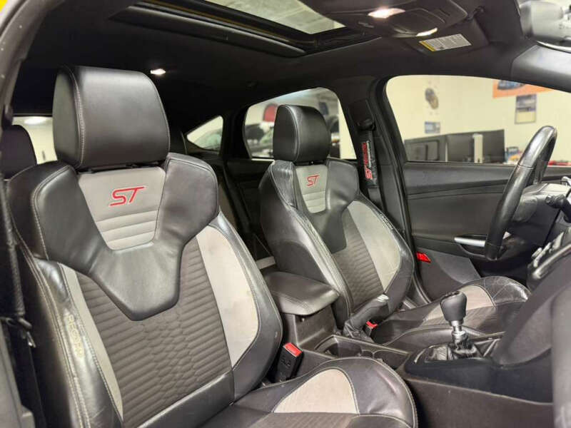 2017 Ford Focus ST