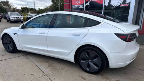 2020 Tesla Model 3 Long Range