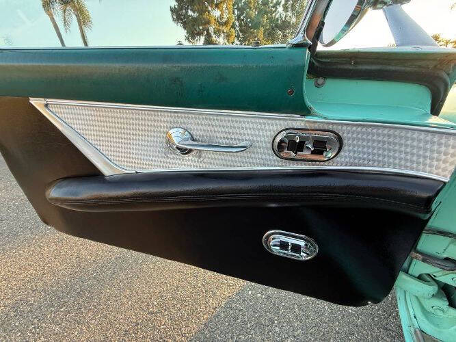 1955 Ford Thunderbird