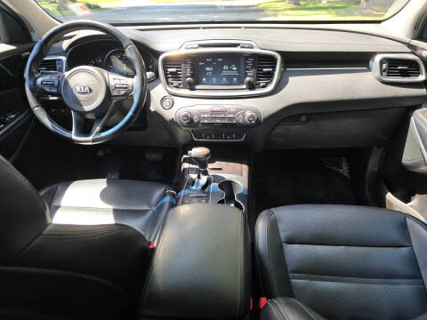 2018 Kia Sorento EX V6