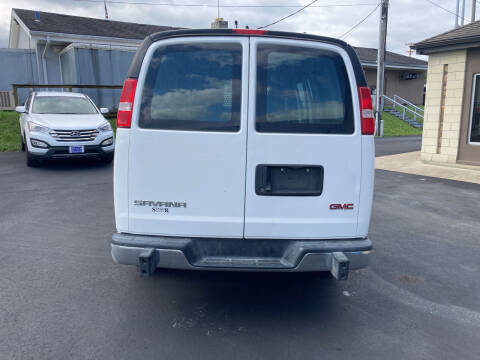 2019 GMC Savana 2500