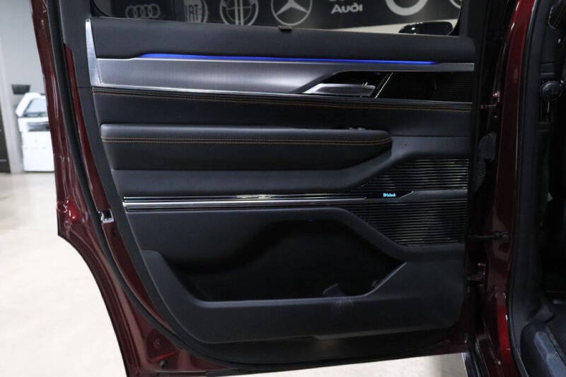 2023 Jeep Grand Wagoneer Series III