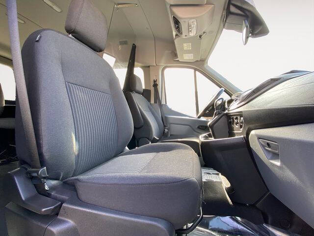2019 Ford Transit 150 XLT