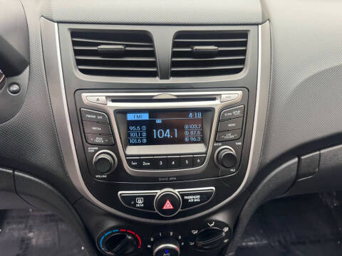 2015 Hyundai Accent GS