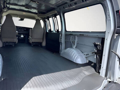 2026 Chevrolet Express 2500