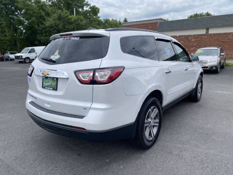 2017 Chevrolet Traverse LT