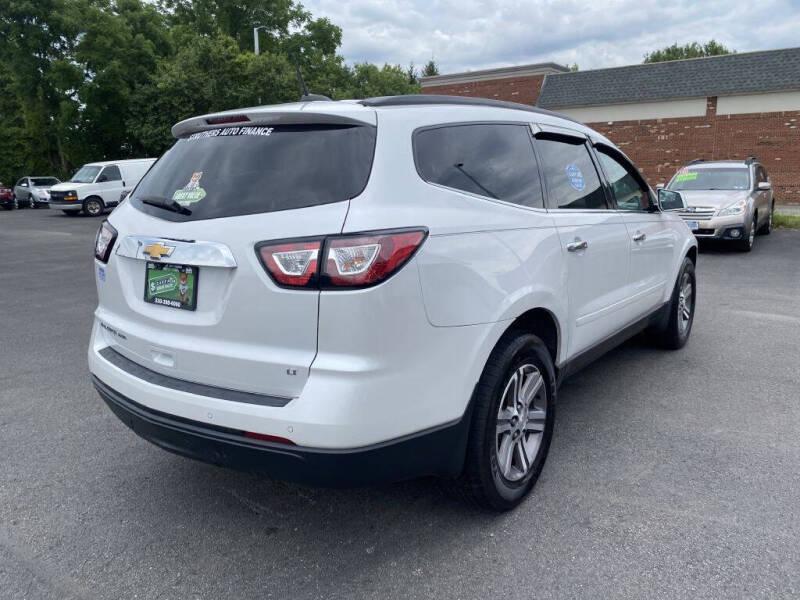 2017 Chevrolet Traverse LT