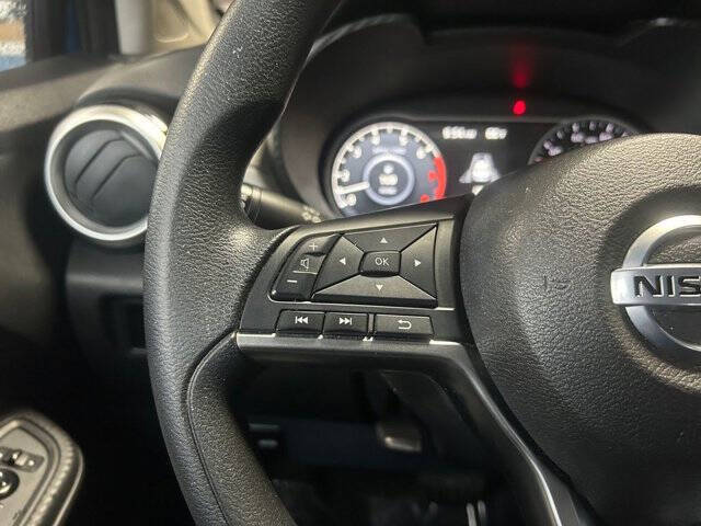 2022 Nissan Versa SV