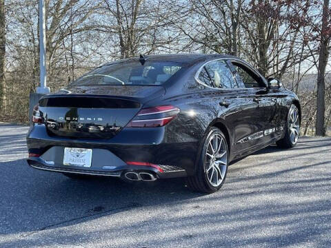 2023 Genesis G70