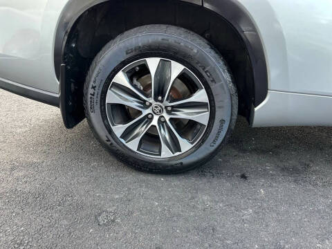 2020 Toyota Highlander XLE