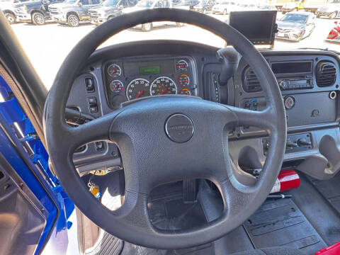 2017 Freightliner M2 106