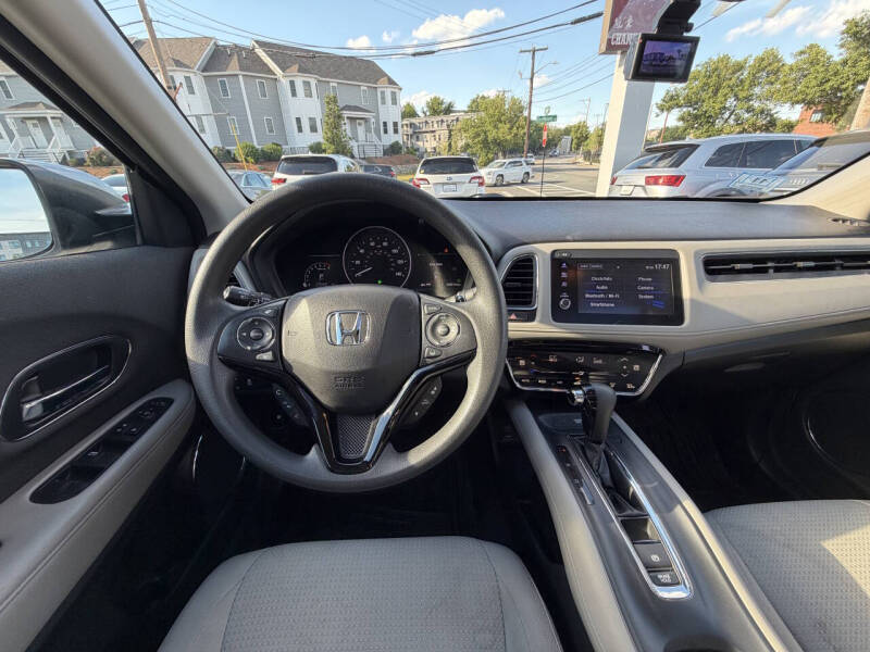 2022 Honda HR-V EX