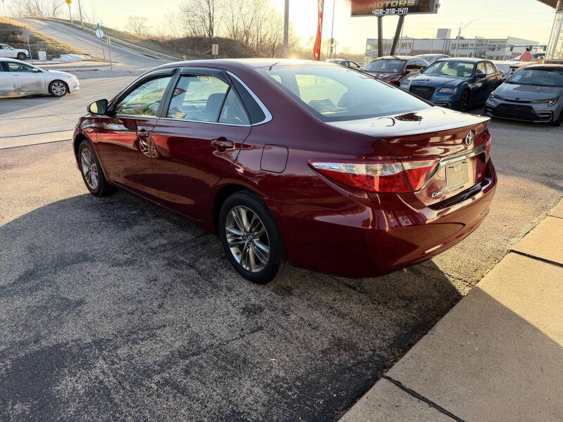2017 Toyota Camry SE