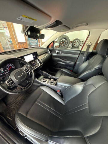 2022 Kia Sorento Hybrid S