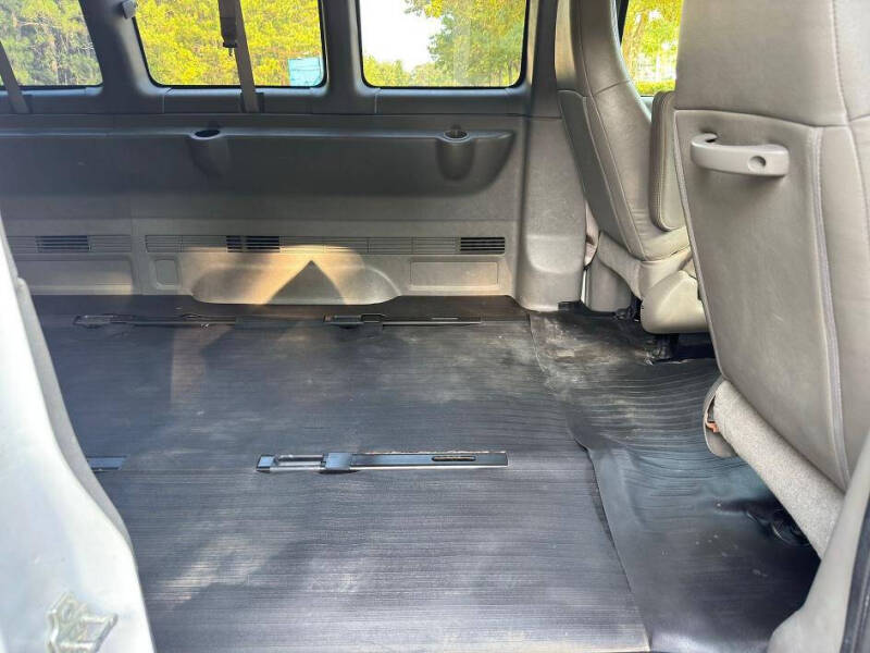 2018 Chevrolet Express LS 3500