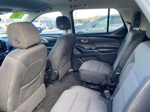 2018 Chevrolet Traverse LT Cloth