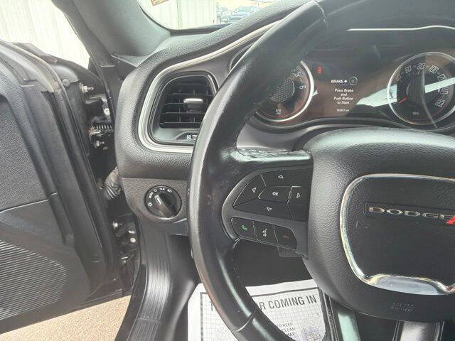 2019 Dodge Challenger SXT
