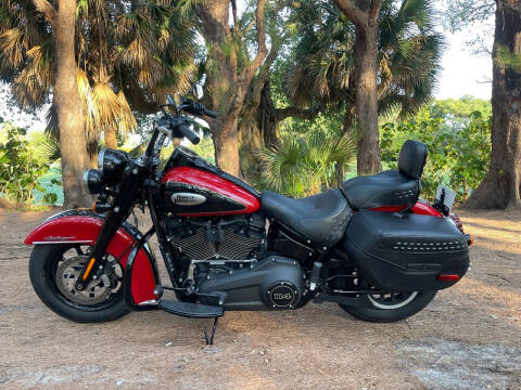 2022 Harley-Davidson FLHCS HERITAGE CLASSIC