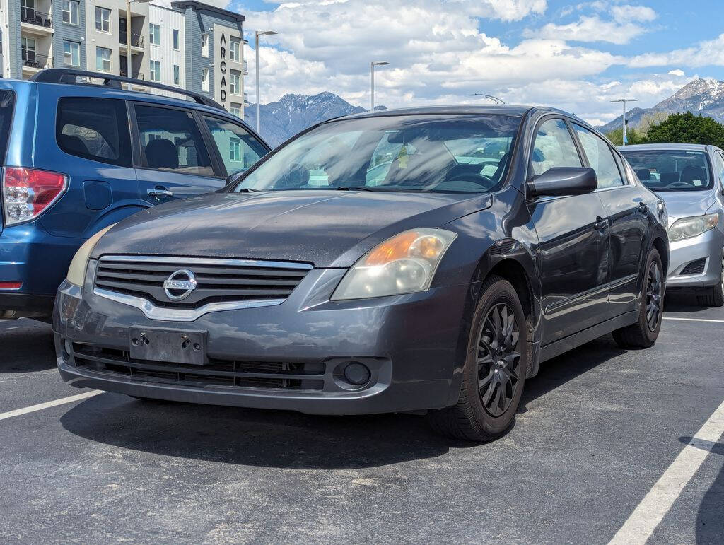 2009 Nissan Altima for sale at Axio Auto Boise in Boise, ID