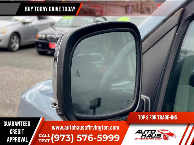 2013 Chrysler Town and Country Touring-L