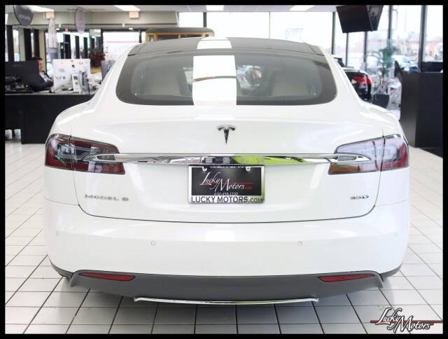 2015 Tesla Model S 90D
