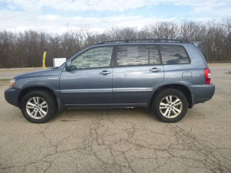 2006 Toyota Highlander Hybrid for sale at NEW RIDE INC in Evanston IL