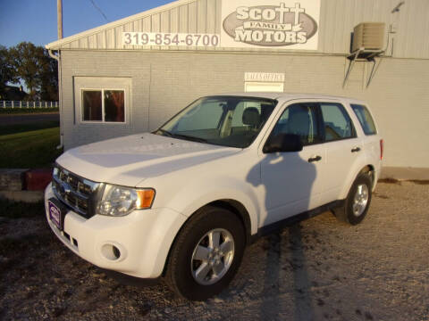 2012 Ford Escape for sale at SCOTT FAMILY MOTORS in Springville IA