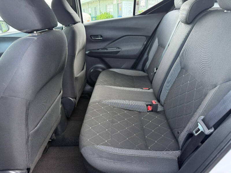 2018 Nissan Kicks SV