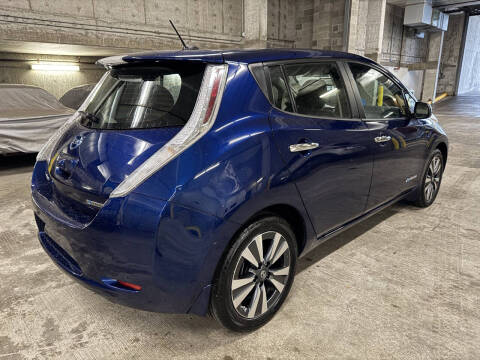 2016 Nissan LEAF SV