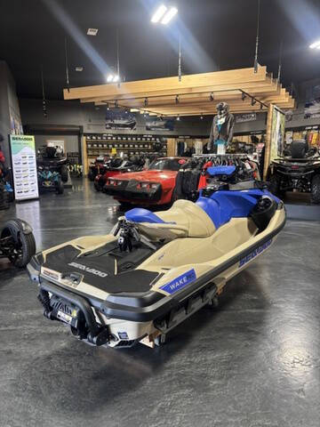 2025 Sea-Doo Wake