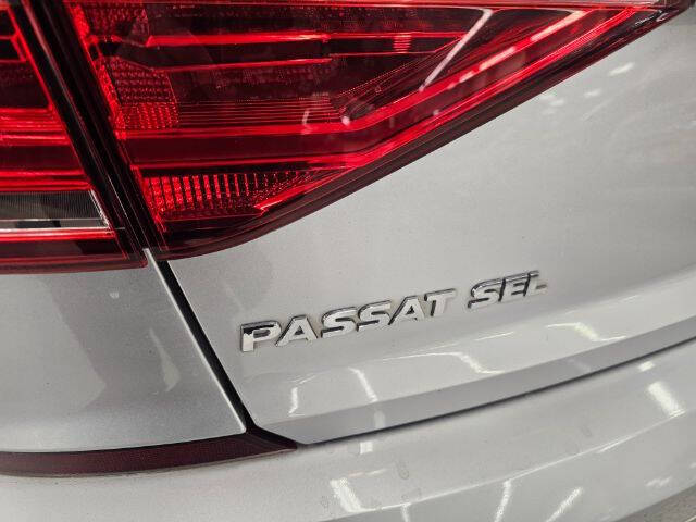 2016 Volkswagen Passat V6 SEL Premium