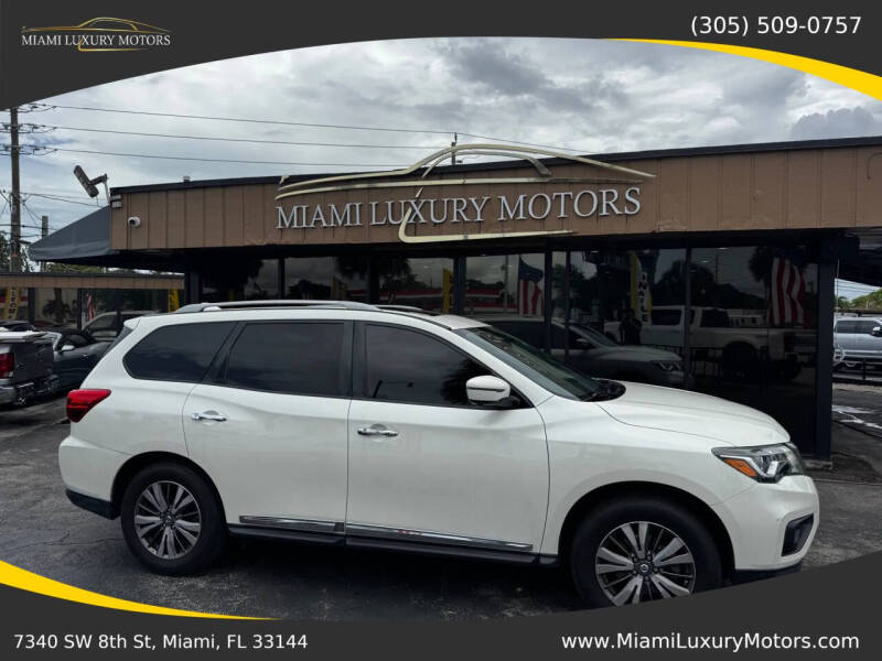 2020 Nissan Pathfinder SL