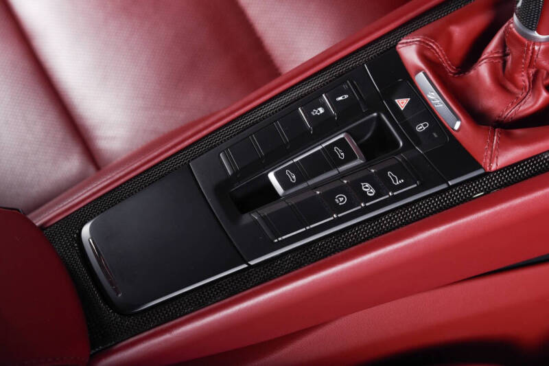 2019 Porsche 911 Targa 4 GTS