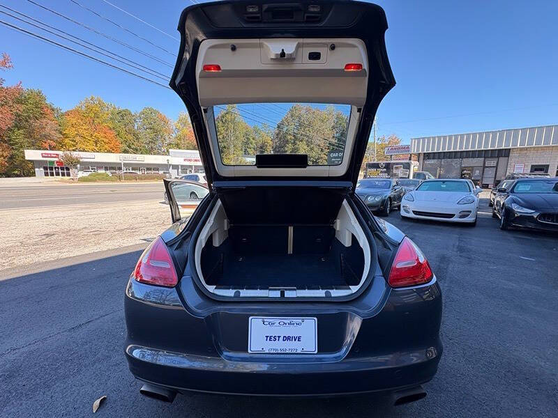 2011 Porsche Panamera 4