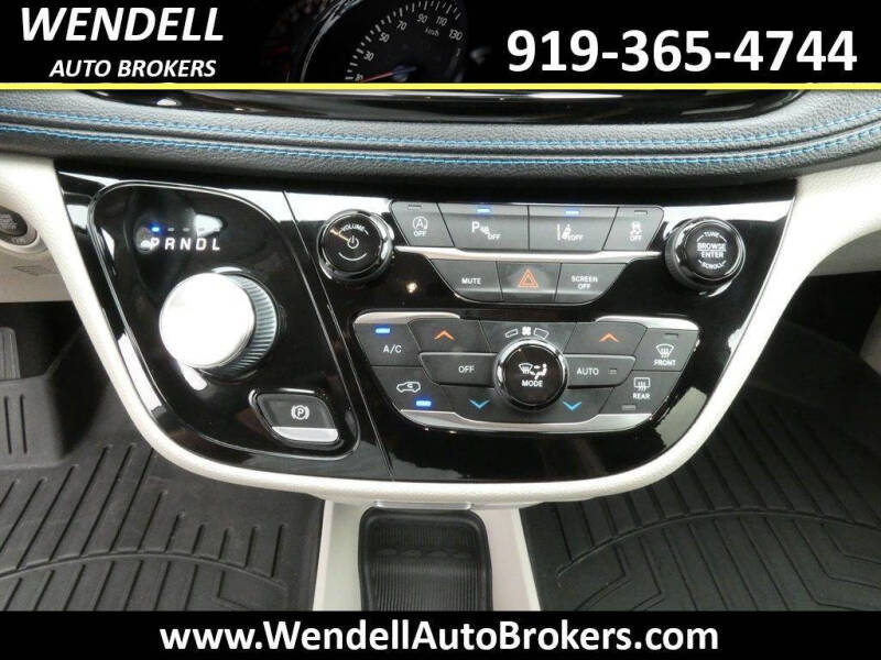 2021 Chrysler Pacifica Touring L