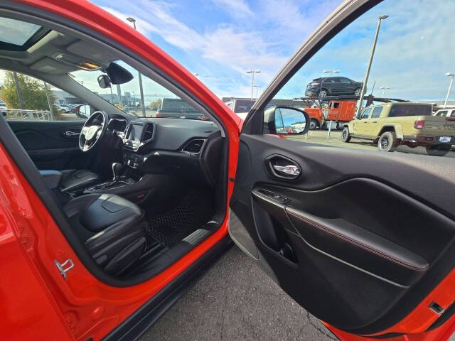 2021 Jeep Cherokee Trailhawk