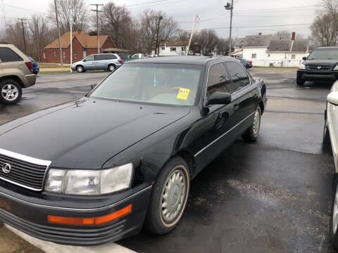 1992 Lexus LS 400 for sale at Mike Hunter Auto Sales in Terre Haute IN