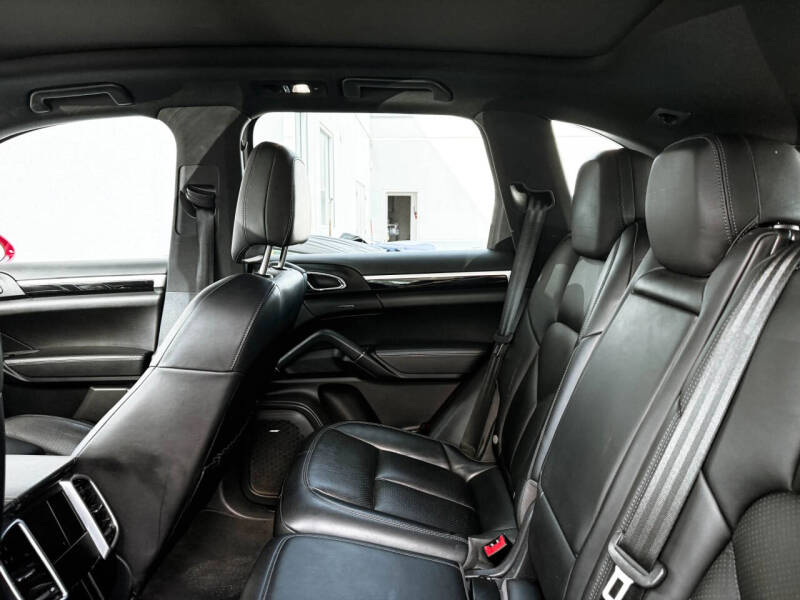 2016 Porsche Cayenne