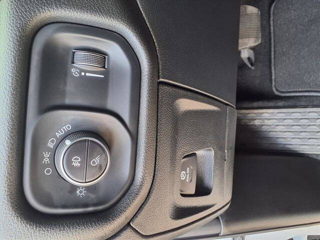 2025 RAM 1500 Express