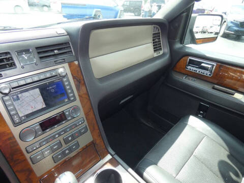 2013 Lincoln Navigator L