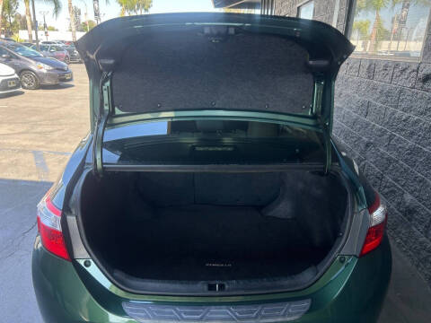 2014 Toyota Corolla LE Plus