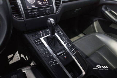 2016 Porsche Macan S